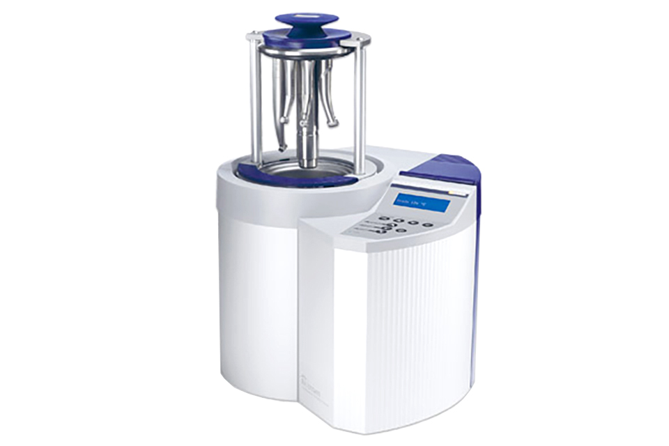 ドリルをつけたハンドピース専用の洗浄機器